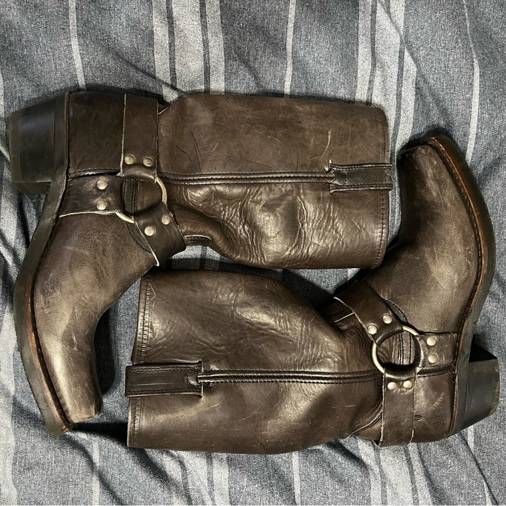 Frye Harness 12R boots